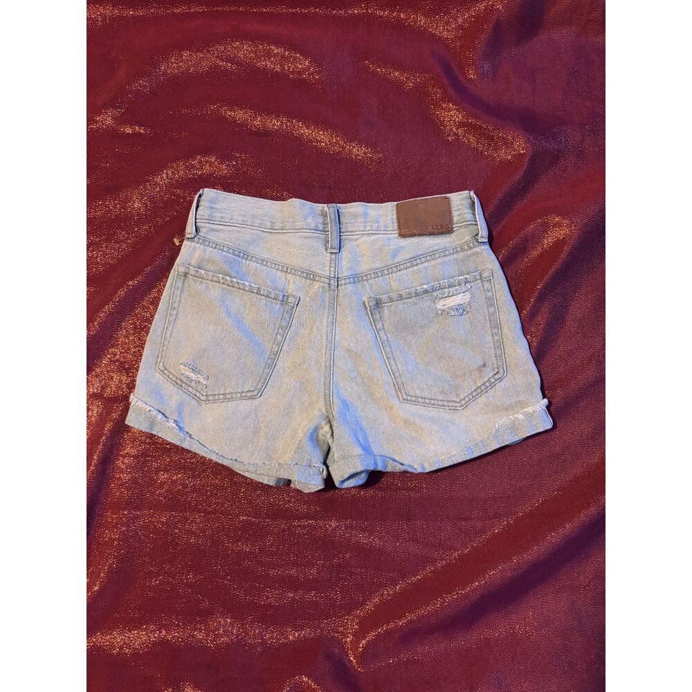Aeropostale Denim Shorts Womens 0 Mom Short Distressed Light Wash High Rise - Picture 3 of 4